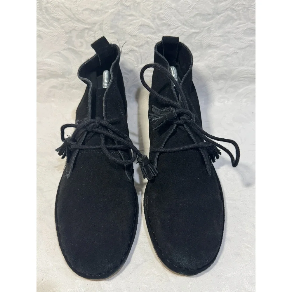 Tommy Bahama Evert Chukka Boots Men 9 Black Suede Tassel Casual